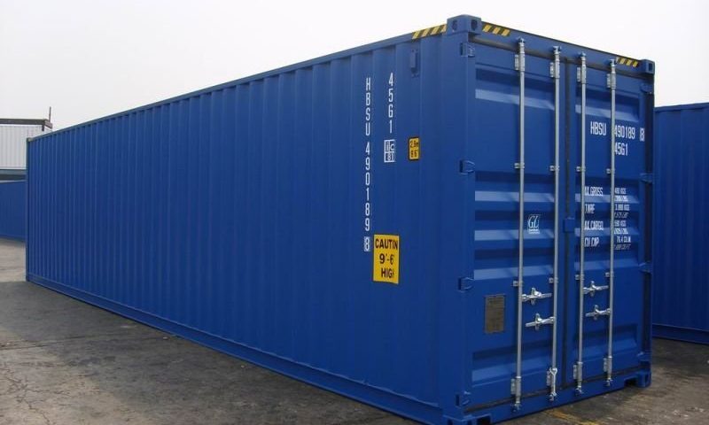 Thùng container 40 feet chở được khoảng 3.5 tấn hàng hóa